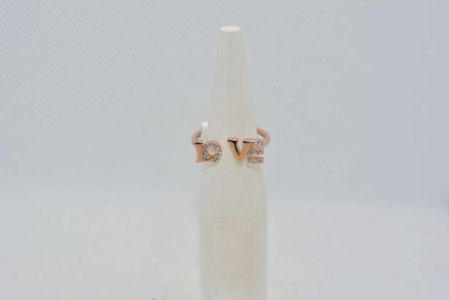 LukGud Lo Ve Forever Spark Ring (Size 6)