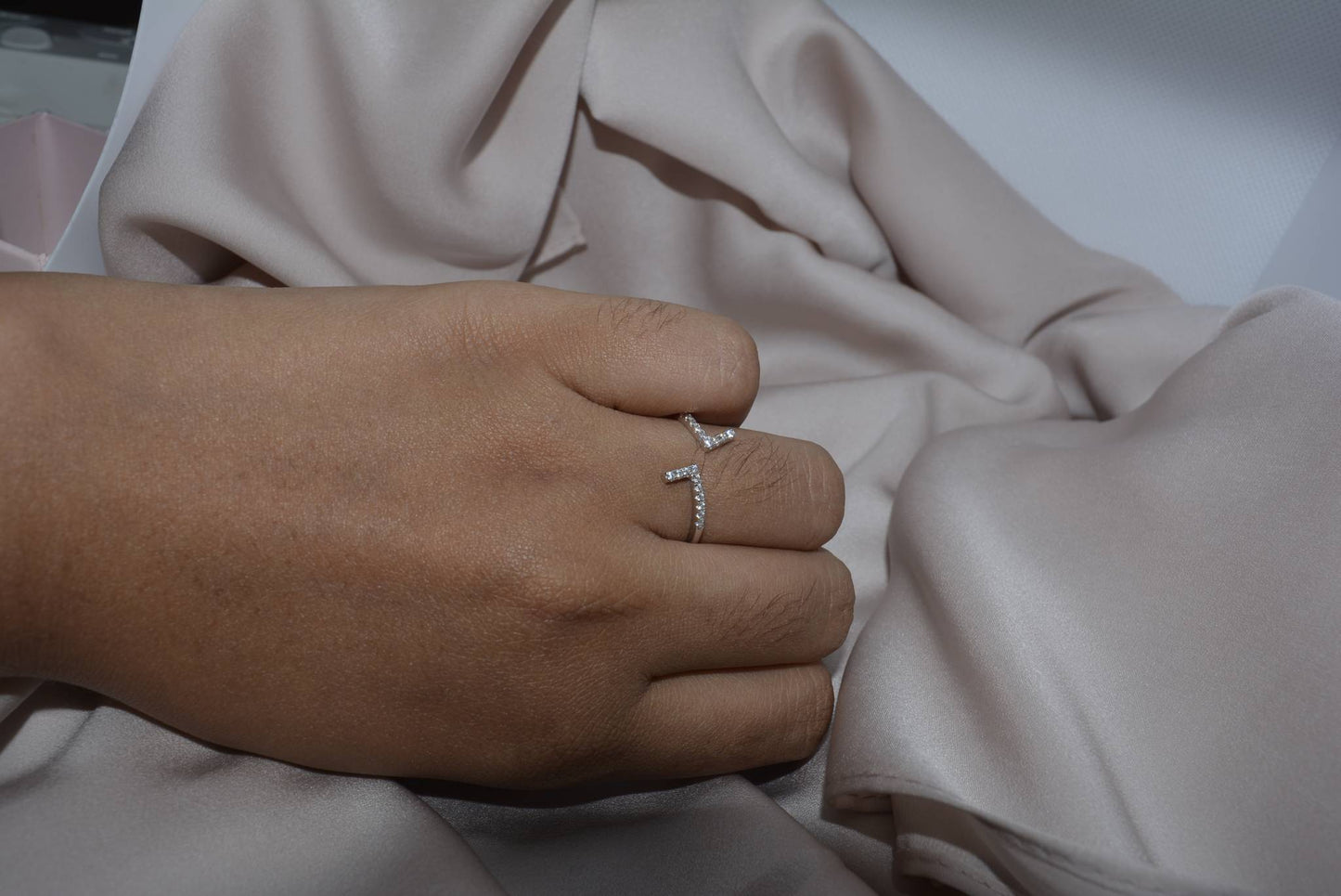 LukGud Enchanting Adjustable Ring (Size 7)