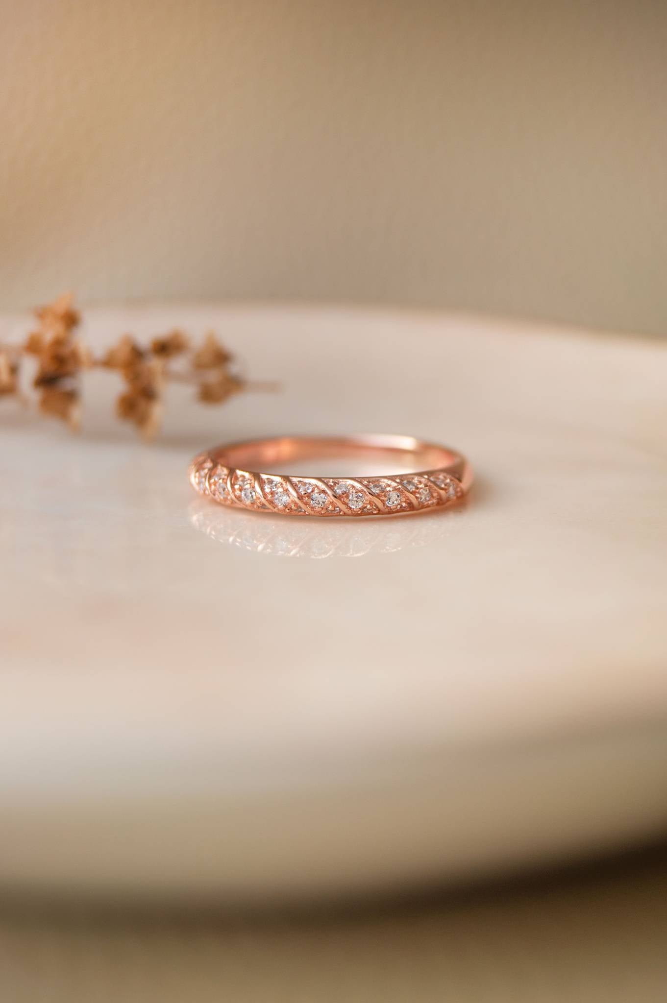 LukGud Rose Gold Plated Sterling Silver (Size 5)