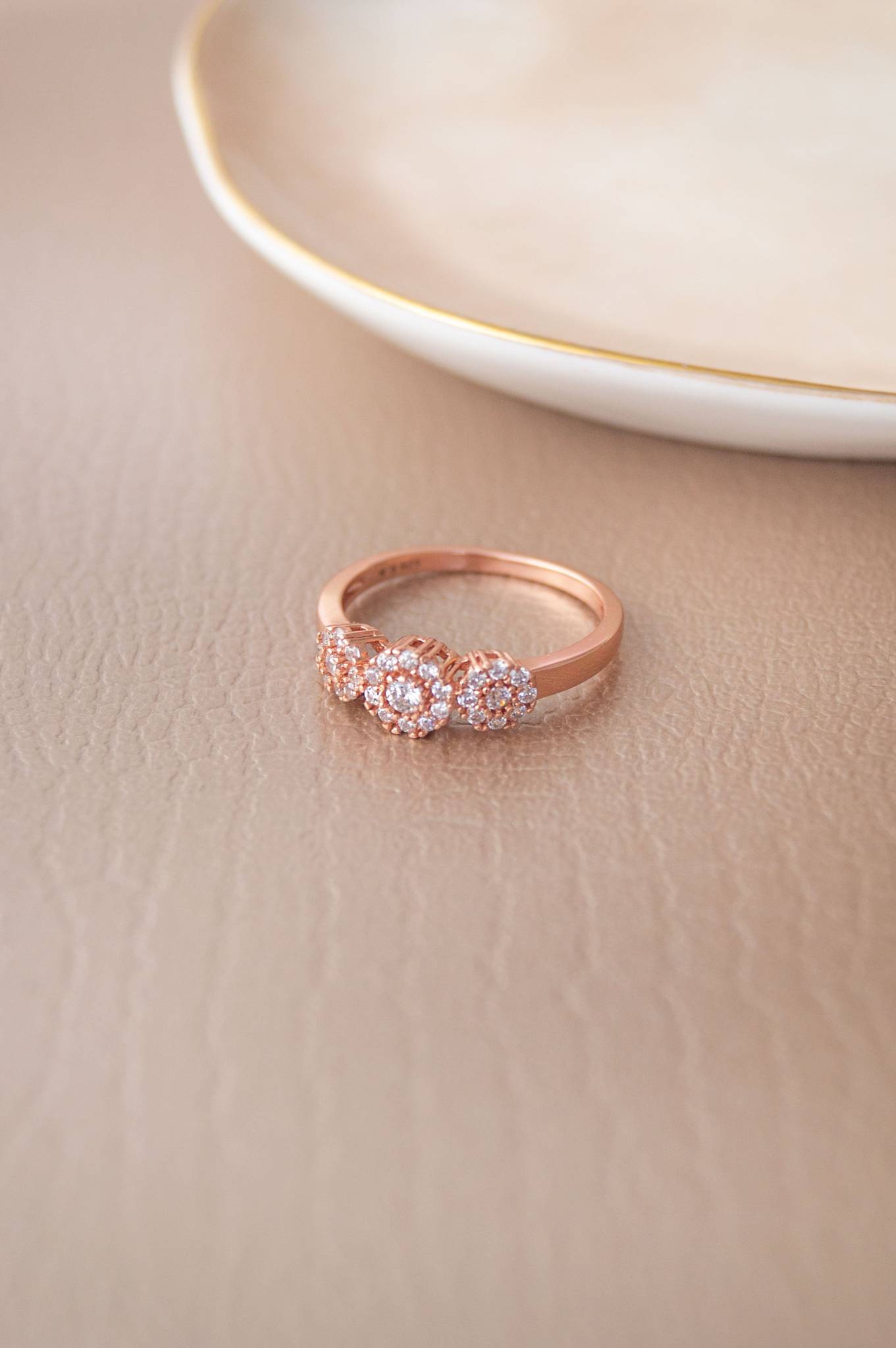 LukGud Flower Clusters Trail Rose Gold Plated Sterling Silver Delicate Ring