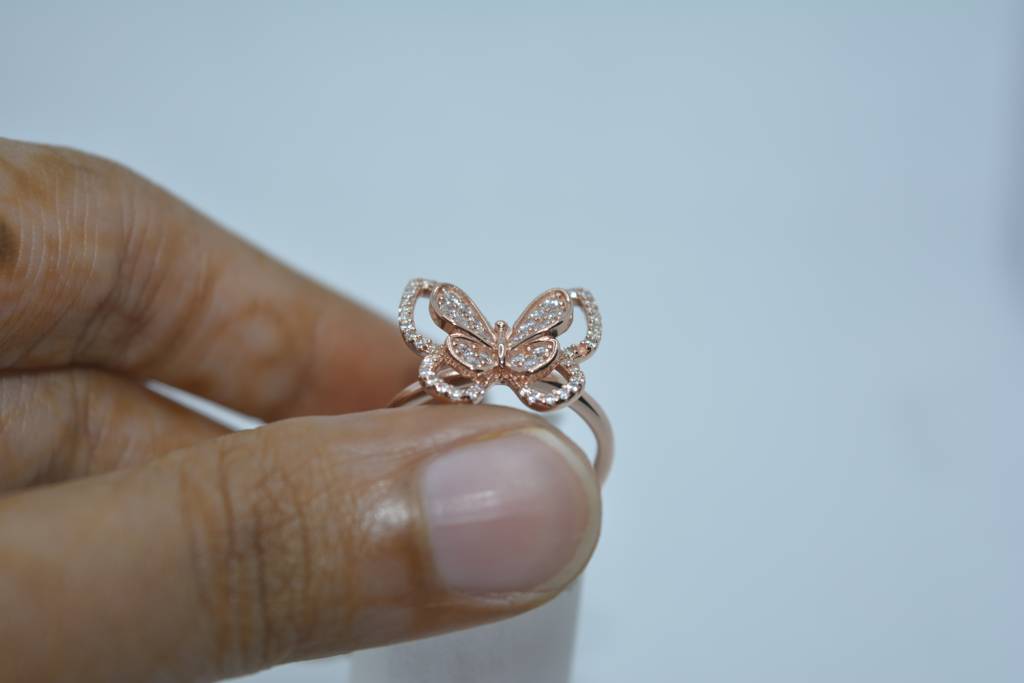 LukGud Rose Gold Butterfly Ring (Size 7)