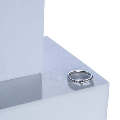 LukGud Heartfelt Circle Ring