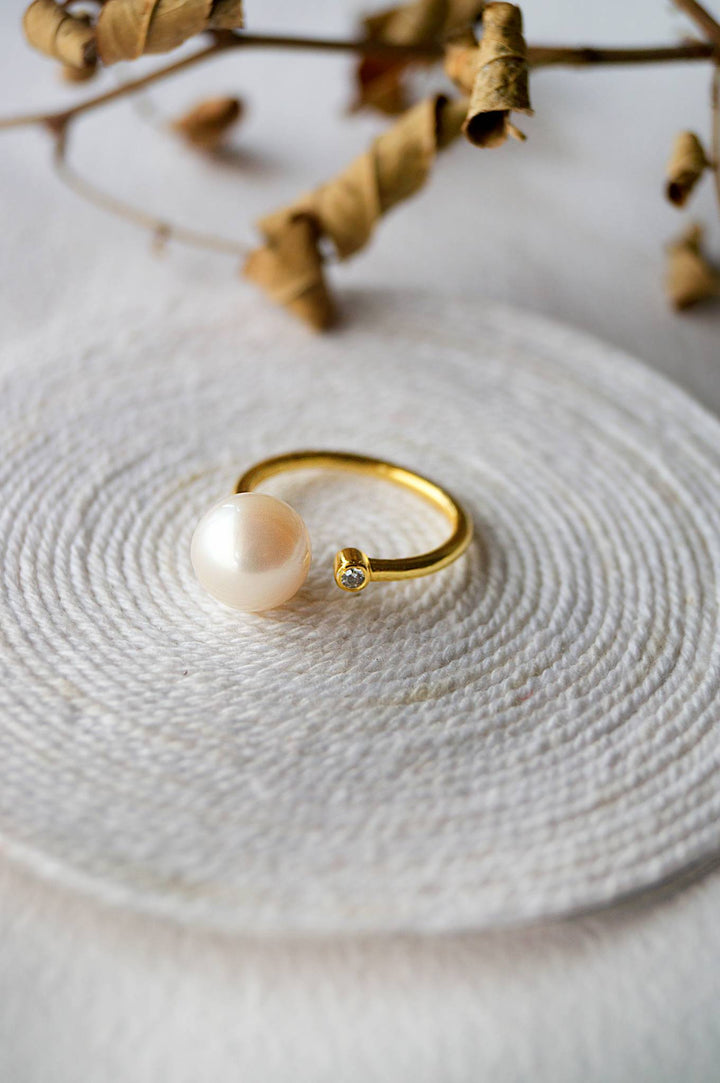 LukGud Classic Pearl Blush Gold Plated Sterling Silver Ring